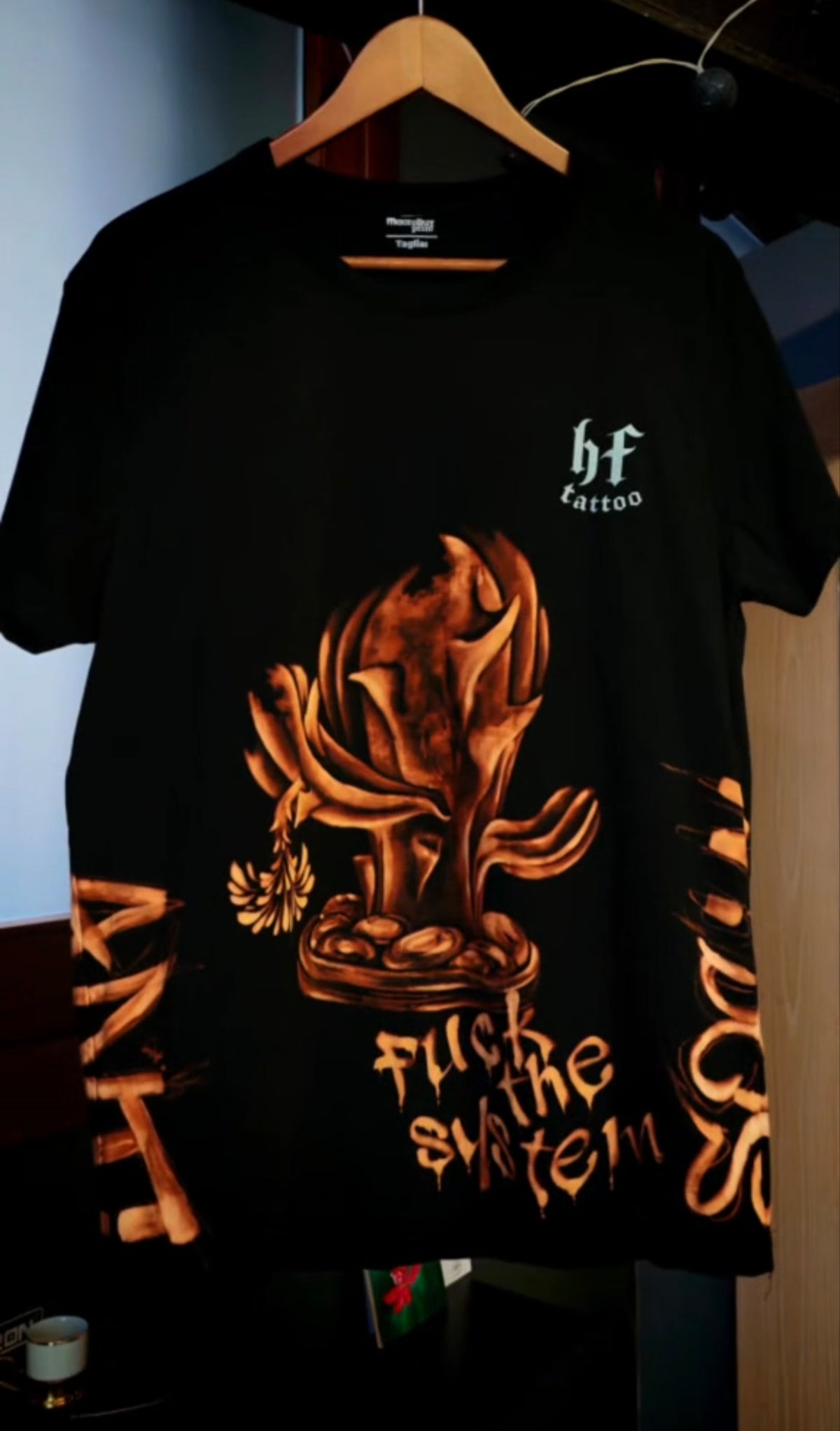 Maglietta “ANTISOCIAL. BORN FROM BLEACH”
(One of One)